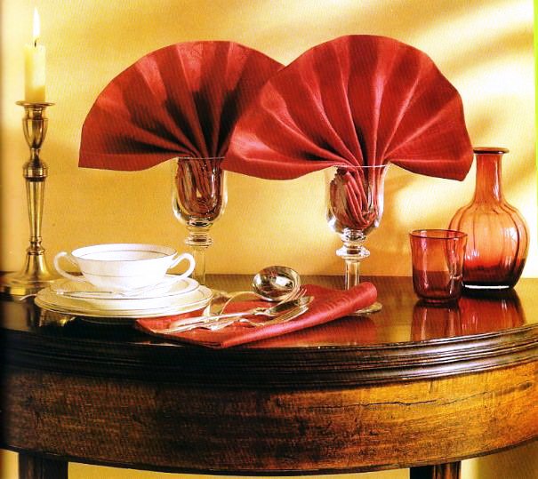 docrafts24's tweet photo. As originally folded napkins for the Christmas table?
https://t.co/hG4lVjMmfp https://t.co/uP6984Jqpx