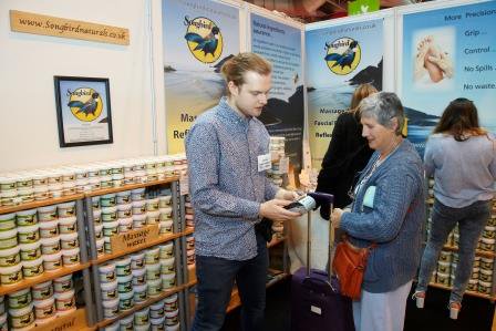 HHShowUK's tweet photo. #Flashback15 - Highlights of #HolisticHealth15: https://t.co/jLcdNjgvVO @massagewax @StephanieJKing1 @UKReikiFed https://t.co/Qm6Pm0AjHB