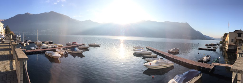 MyDog77's tweet photo. #LagodiComo. https://t.co/APiKOiQZnt