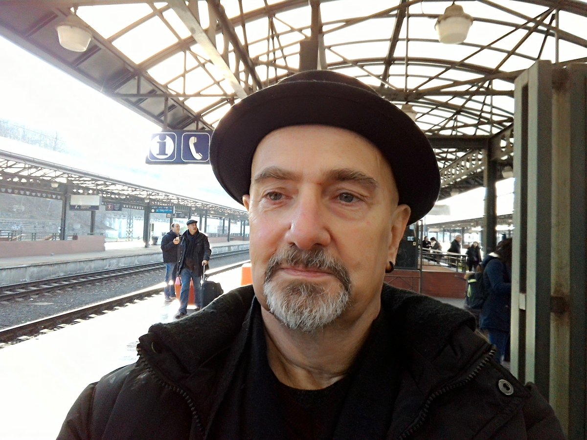 Nadrazi station #Chuck