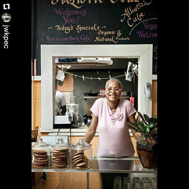 pecheney's tweet photo. #Repost @jwkpec
Alluette
@jwkphoto @charlestonmag #charleston #southcarolina #843 #chseats #chefshots #portraits #p… https://t.co/GGqm8oEmw0