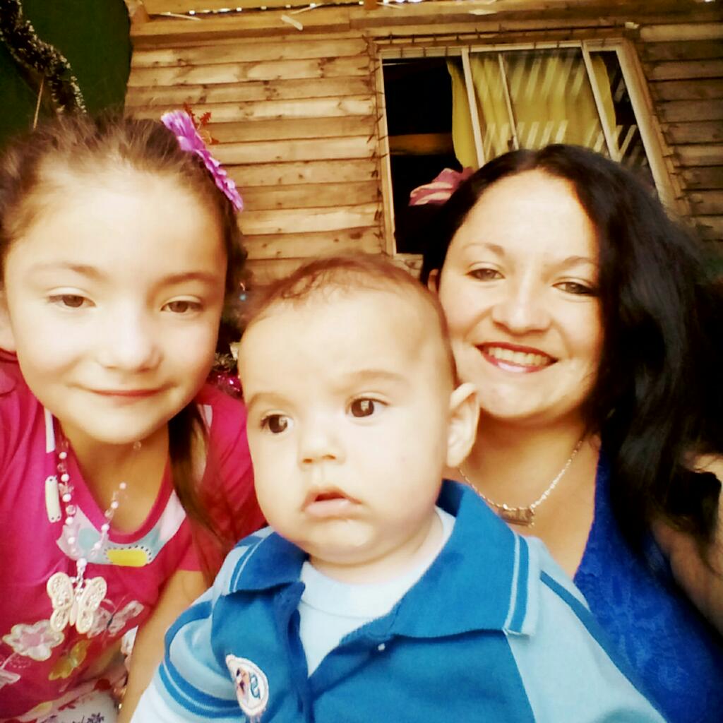 liliarubiof's tweet photo. #yavieneelnuevobdat saludo a la karen la mejor... Disfrutando con mis bebes desde pichidegua https://t.co/5UVHZ5P42F