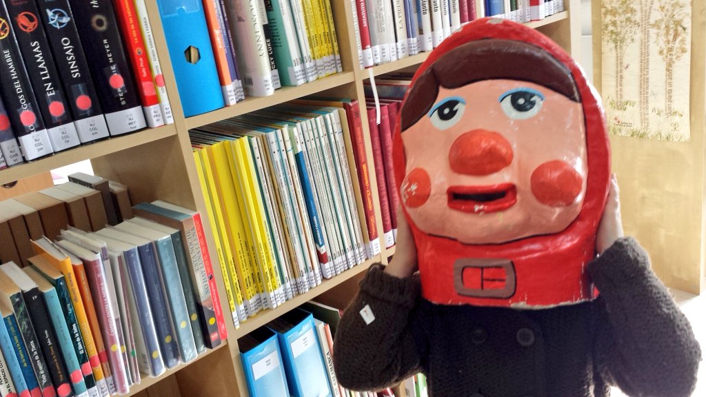 juzbadoayto's tweet photo. Hoy nos ha visitado #caperucita en la biblio de #Juzbado @casaconchas @bibliotorrente  @biblioledesma @martuki102 https://t.co/7tK8MUG993
