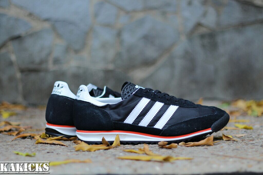 Adidas SL72
Black/White
Size 42 2/3
BNWB
IDR 530.000
@alvaro_matthew <a href="/KRLCloth/">IG : KRLCloth</a> @itscasualid