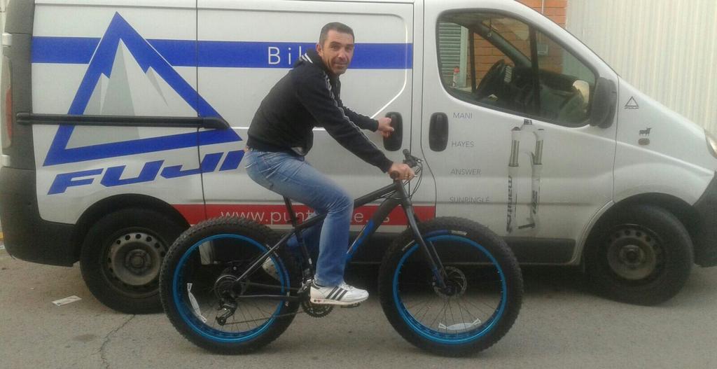 luteanguita's tweet photo. Me pido una para Reyes???? @FujiBikes @FujiSpain https://t.co/XU8QeXDHAt