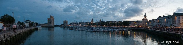MetteoraViajes's tweet photo. Torres del Puerto de la Rochelle,Francia.https://t.co/wm6t44PNJi Ver más en nuestro Facebook https://t.co/qeNFZ2W0vs https://t.co/ikg8TMsdVB