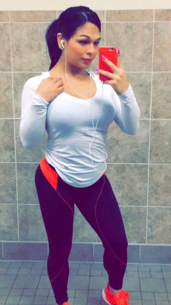 XxXJaslynLee's tweet photo. #SweatHardorGoHome #BeastsOfNoNation #FitBae #FitGirls #AthleticGirls #SquatOnDatAss #Legday #SmashingCore ๐ช https://t.co/aQ2tV4ePmM