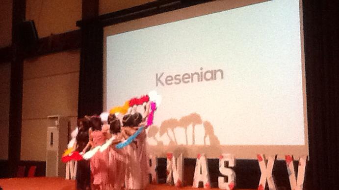 Penampilan Kesenian dari Vihara Surya Adhi. Guna, Rengasdengklok,  Jawa Barat! Kereen nih!