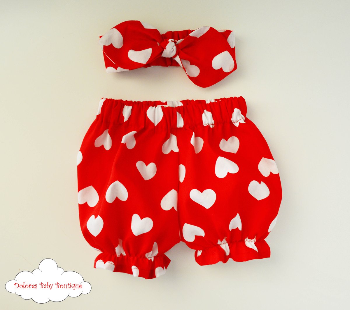 PoshCactus's tweet image. etsy.com/listing/260616…
#valentinesday #redbloomers #hearts #redheadband #babygift #etsy #EtsyGifts #etsyuksellers