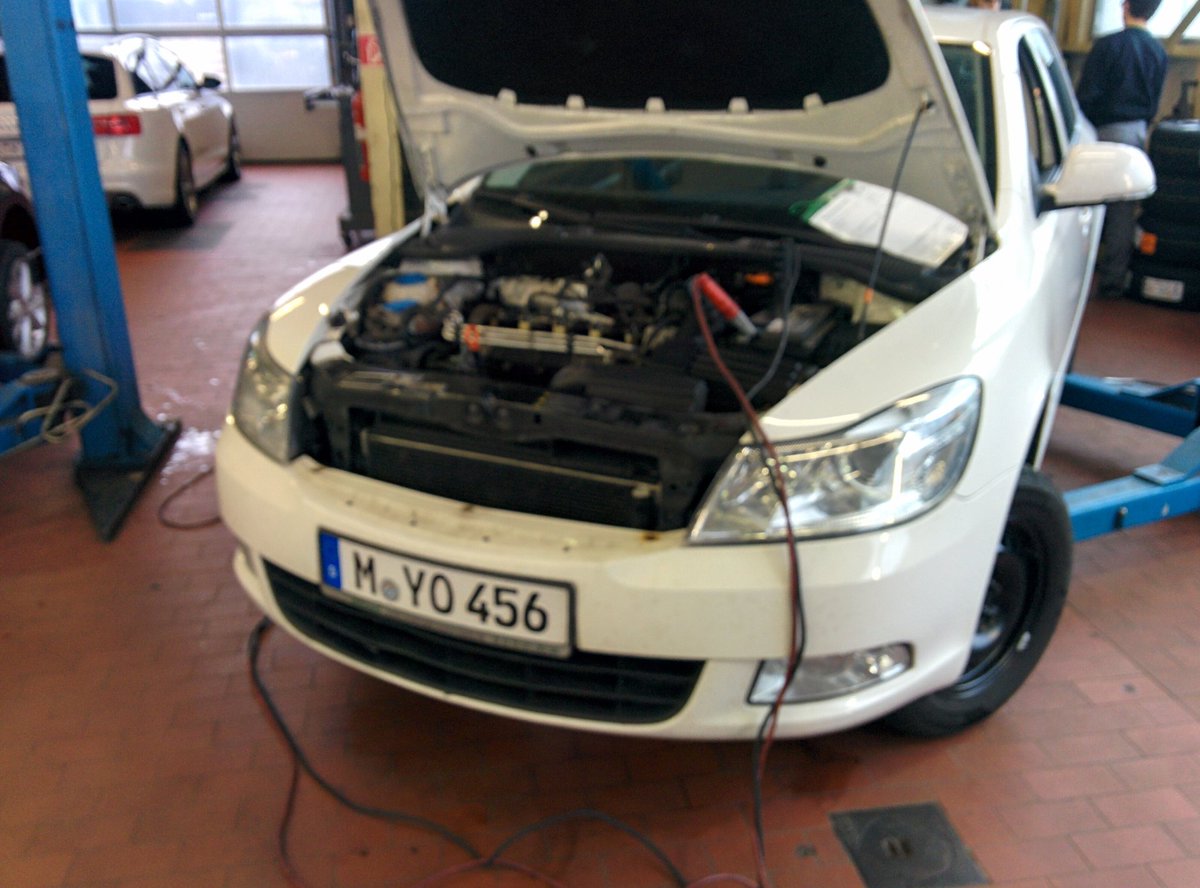 that_widukind's tweet image. RIP you glorious bastard. #enginedamage