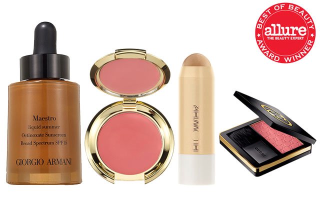 Allure_magazine's tweet photo. See all the #BestofBeauty winning blushes, highlighters, and bronzers: https://t.co/eQhk9Vpg15 https://t.co/XDoy2MRY6f