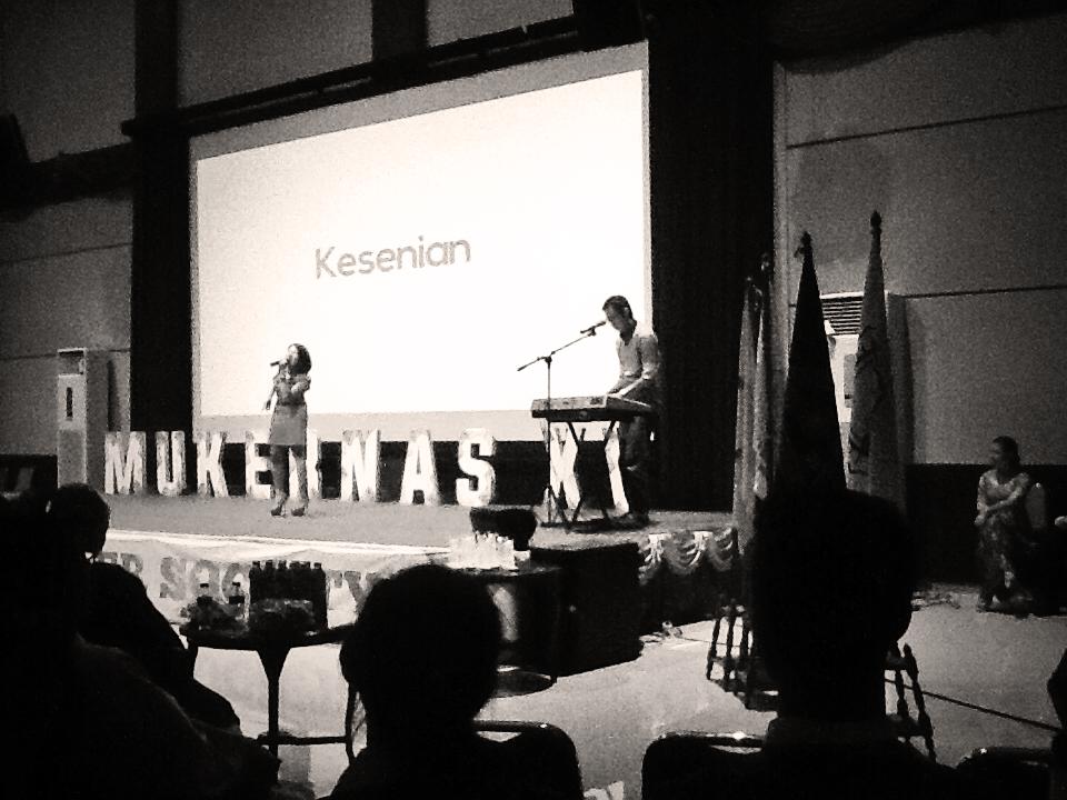 Penampilan penutup dari Ci Mega dan Ko Indra mewakili PMV Bodhi Diepa. Seperti yg kita tahu selalu bikin kagum!