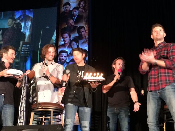 nina_5dec's tweet photo. And then we celebrated #10yearsofSupernatural #10yearsofSamAndDean #BestOf2015 #2015BestOfJ2 #SPNFamily @pulah_anu https://t.co/XOcJDWAvG9