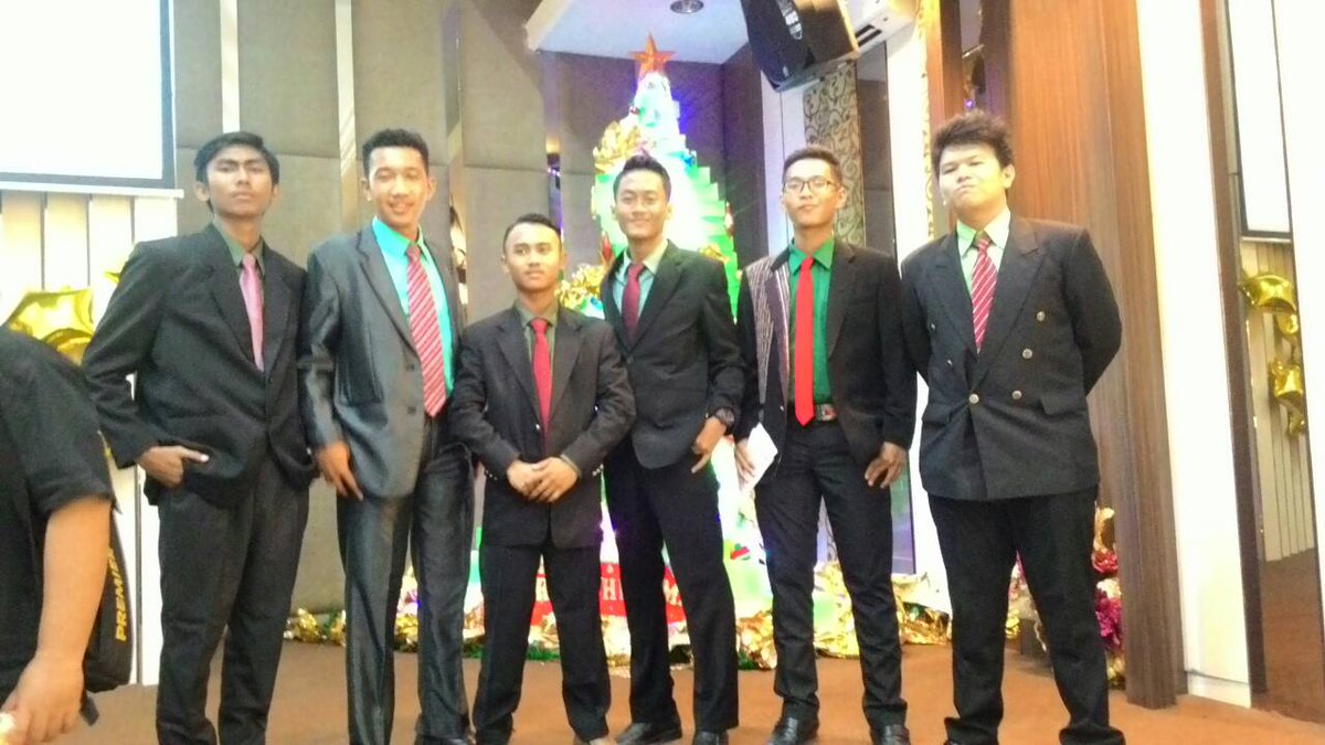 Roh_Kris76's tweet photo. Natal 2015 #Review2015 https://t.co/SuKuwjSC5t