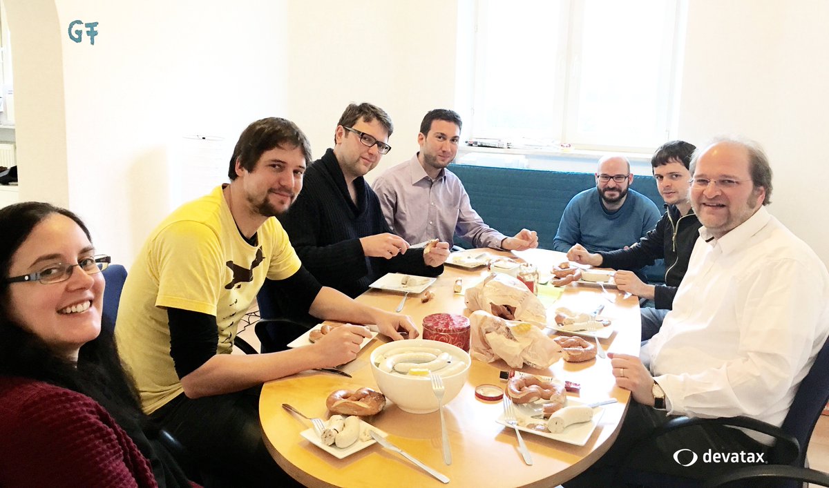 devatax's tweet photo. Heute gab es bei #Devatax zum Jahresausklang ein #Weißwurstfrühstück.
Vielen lieben Dank an Michaela & Thomas Späth https://t.co/6UcYFGhPTj