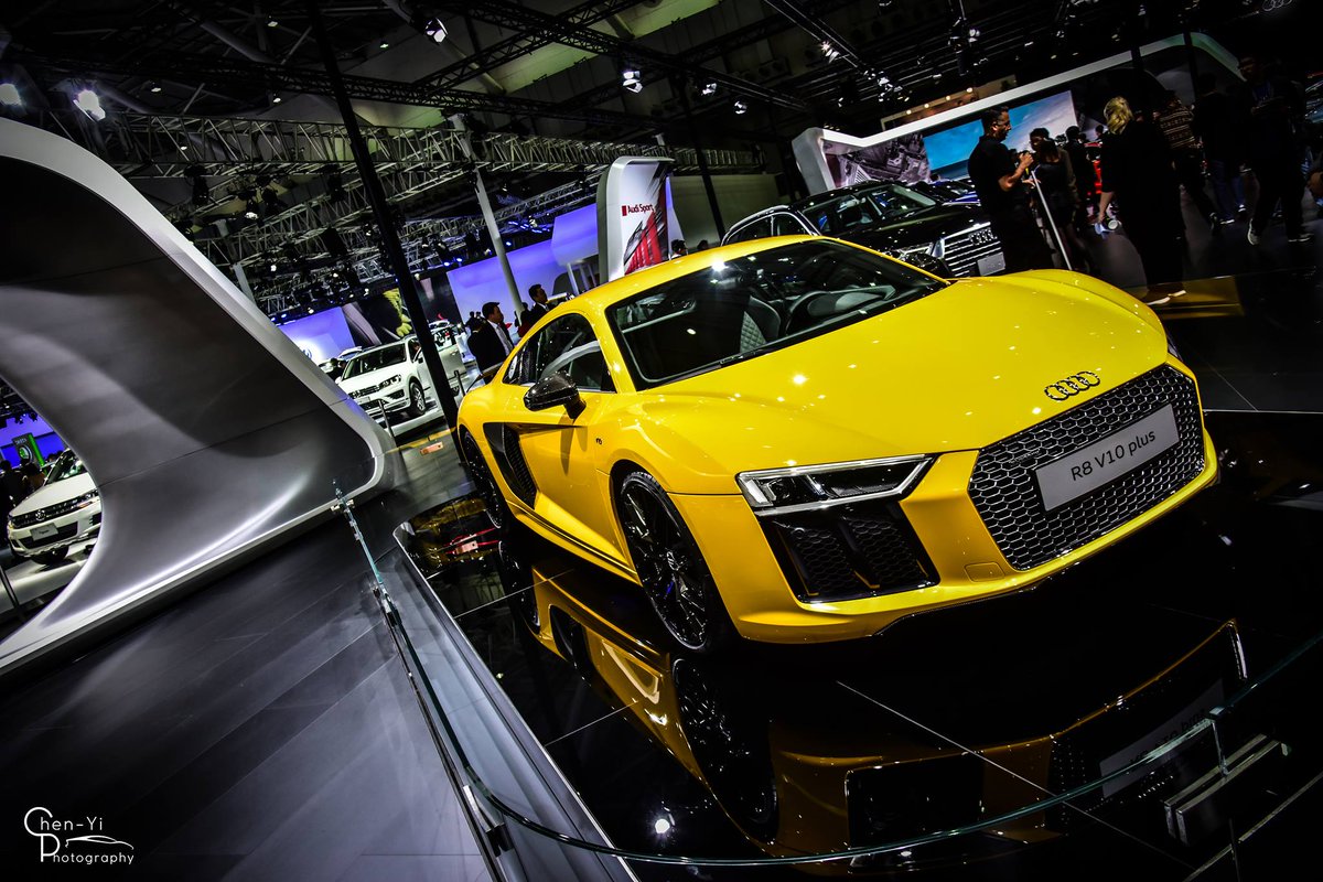 TuningCult's tweet photo. 2016 the world new car on the radio series - iron man brand new sit driving
Audi #R8 #V10 #Plus #TuningCult https://t.co/mVf1tCz0vs