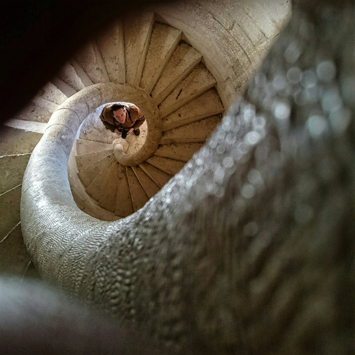 mismanosalmansa's tweet photo. 30/12/15. El ojo. #almansa #castillo #escalera @AlmansaCiudad https://t.co/LSSKasefDI