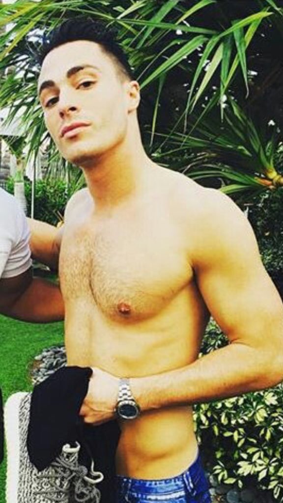 HaynesReactions's tweet photo. (stole these from @ColtonHteam lol) but I wanna bite his hips 😍 https://t.co/OINZNlYlgb