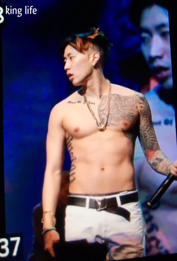 CXevbfcU0AE7BVy.jpg:large