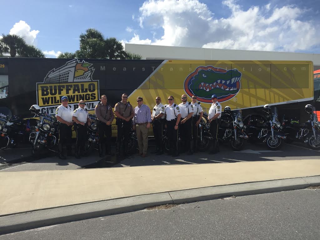OrlandoPolice's tweet photo. OPD Motors official Citrus Bowl escort for @FloridaGators Football, and @CoachMcElwain https://t.co/TmrhnUrzsM