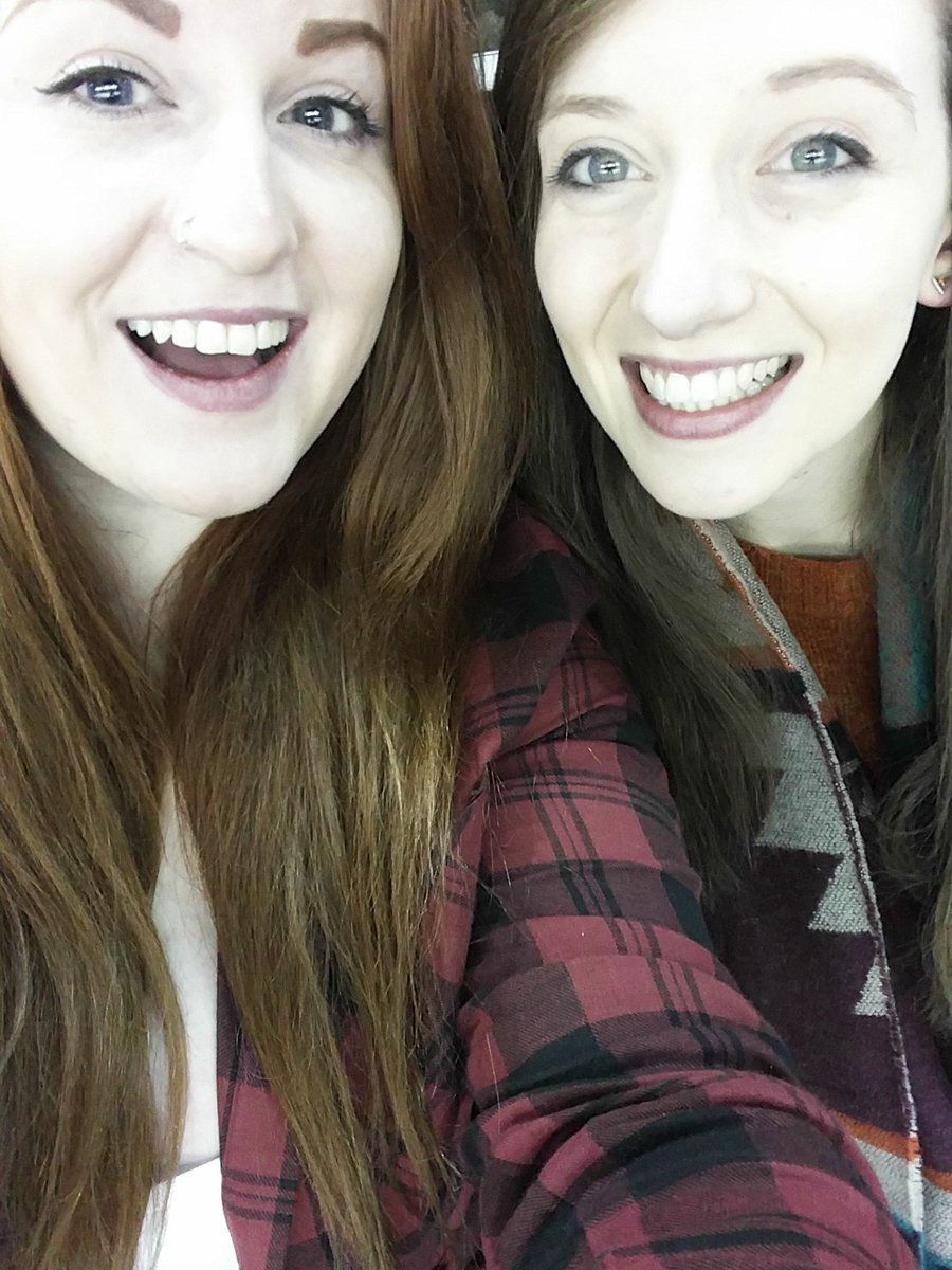 Beckakakaka's tweet photo. @BelfastGiants #giantselfie https://t.co/nhqgzxbiRm