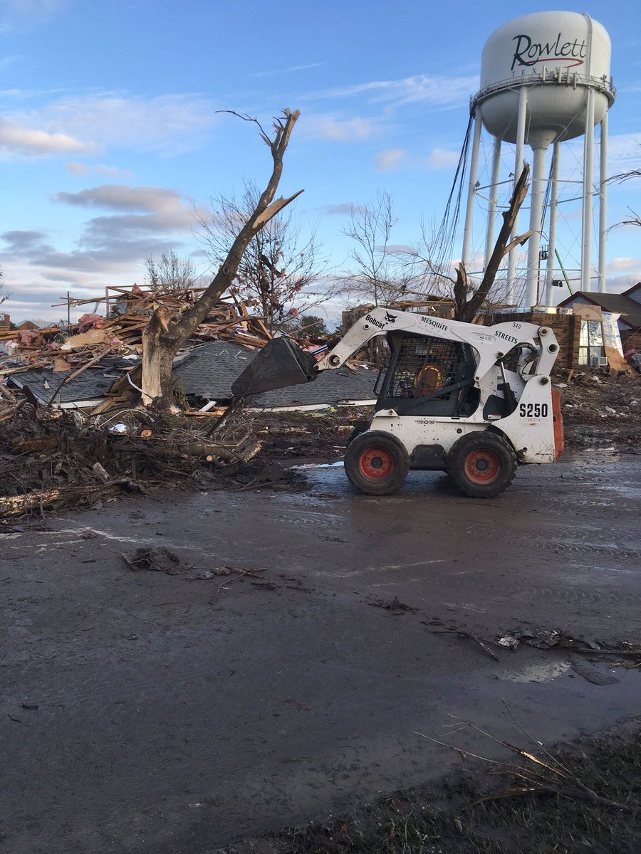 cityofmesquite's tweet photo. Mesquite Public Works Emergency Response Team assists neighboring cities with tornado recovery. #PWERT https://t.co/Z46cv0qkPV