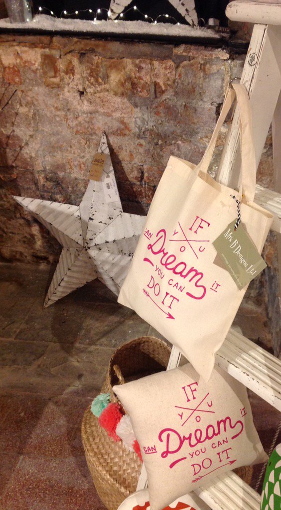 Karen_MrsB's tweet photo. #Handmadehour #minishoppers https://t.co/TKaeWoR5J5