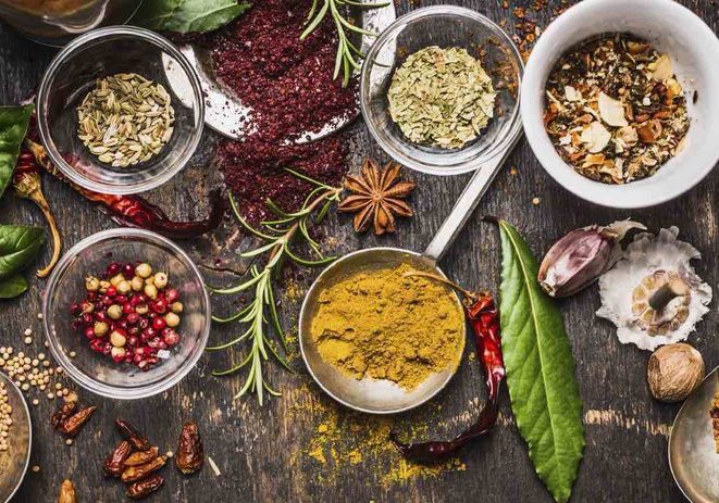 thebodycoach's tweet photo. Let's get spicy 😮 Did you know that herbs and spices have some amazing health benefits? https://t.co/iVj2ApJpYM https://t.co/X0zKB2XvGs