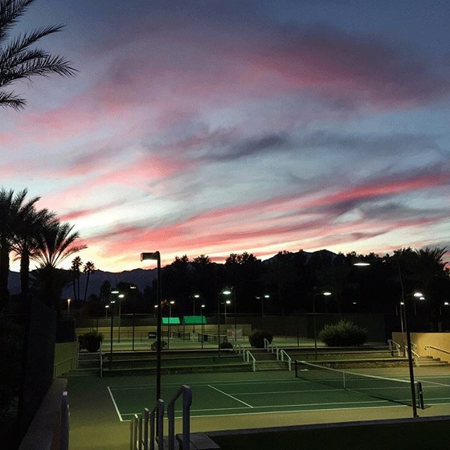 Another beautiful sunset over the courts <a href="/WestinMHR/">Westin Mission Hills</a> 
#pbitennis #westinmissionhills #tennis