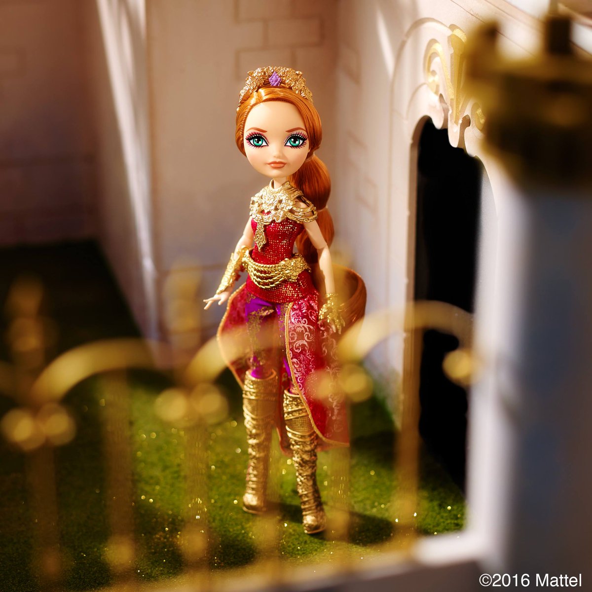 HollyOHair's tweet photo. This fairytale isn't about to wait around in a tower and miss out on the hexciting return of #DragonGames! https://t.co/cbkMLa4JWs