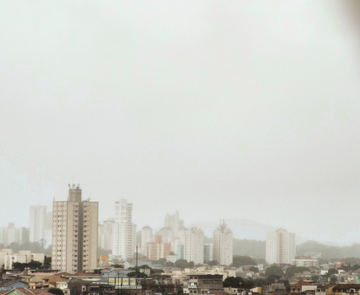 appcoletivo's tweet photo. SAMPA!
Cidade vazia e com garoa...!
#sp #climasp https://t.co/yJ5YEP0CqK