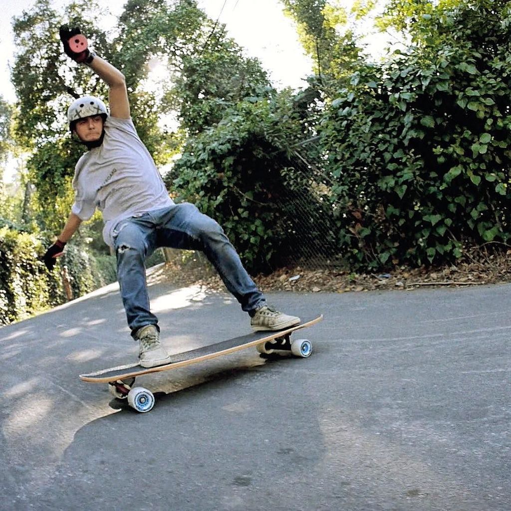 divinewheelco's tweet image. Hanging it out, Gustavo Mello (@mello_gustavo) lets one slide on some 82a #berserkers.
#di… ift.tt/1QYwbww