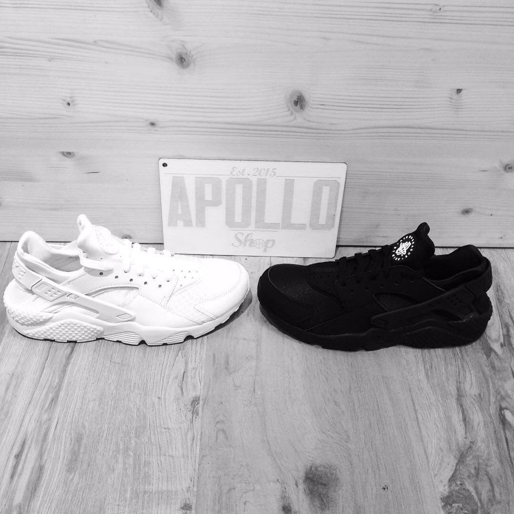 ApolloShop_it's tweet photo. It don't matter if you're black or white
#ApolloShop #novatemilanese #nike #huarache #black #white #sneakers #store https://t.co/OPiyLcmuJ4