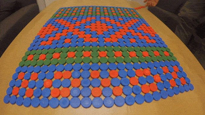core77's tweet photo. No video trickery here: @MaginationGame is a new magnet toy system. https://t.co/5sehip4d7X https://t.co/Ox3Zlfc7O5
