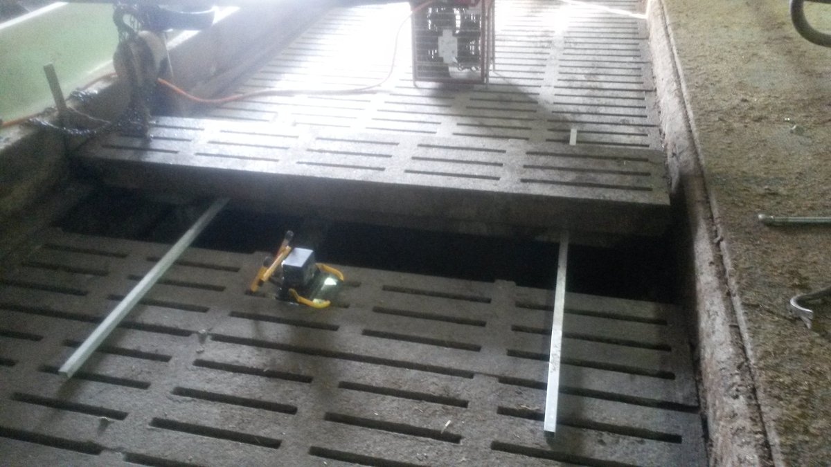 Andy Bur tweet media