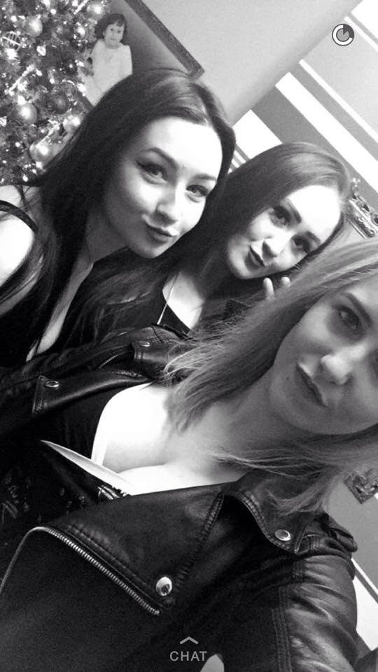 12Sarahward's tweet photo. Had the best time last night with my gals and pals https://t.co/8dqMo5uTfs