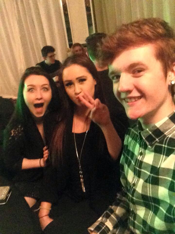 12Sarahward's tweet photo. Had the best time last night with my gals and pals https://t.co/8dqMo5uTfs
