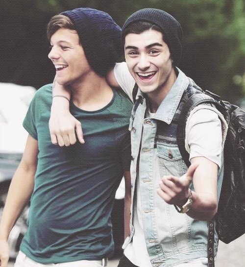 Bradford_BB12's tweet photo. My wish for 2016: Zouis become BFF again as they were before because they've Special Bond. #Thanks1DForAnAmazing2015 https://t.co/DUYO6OHnFT