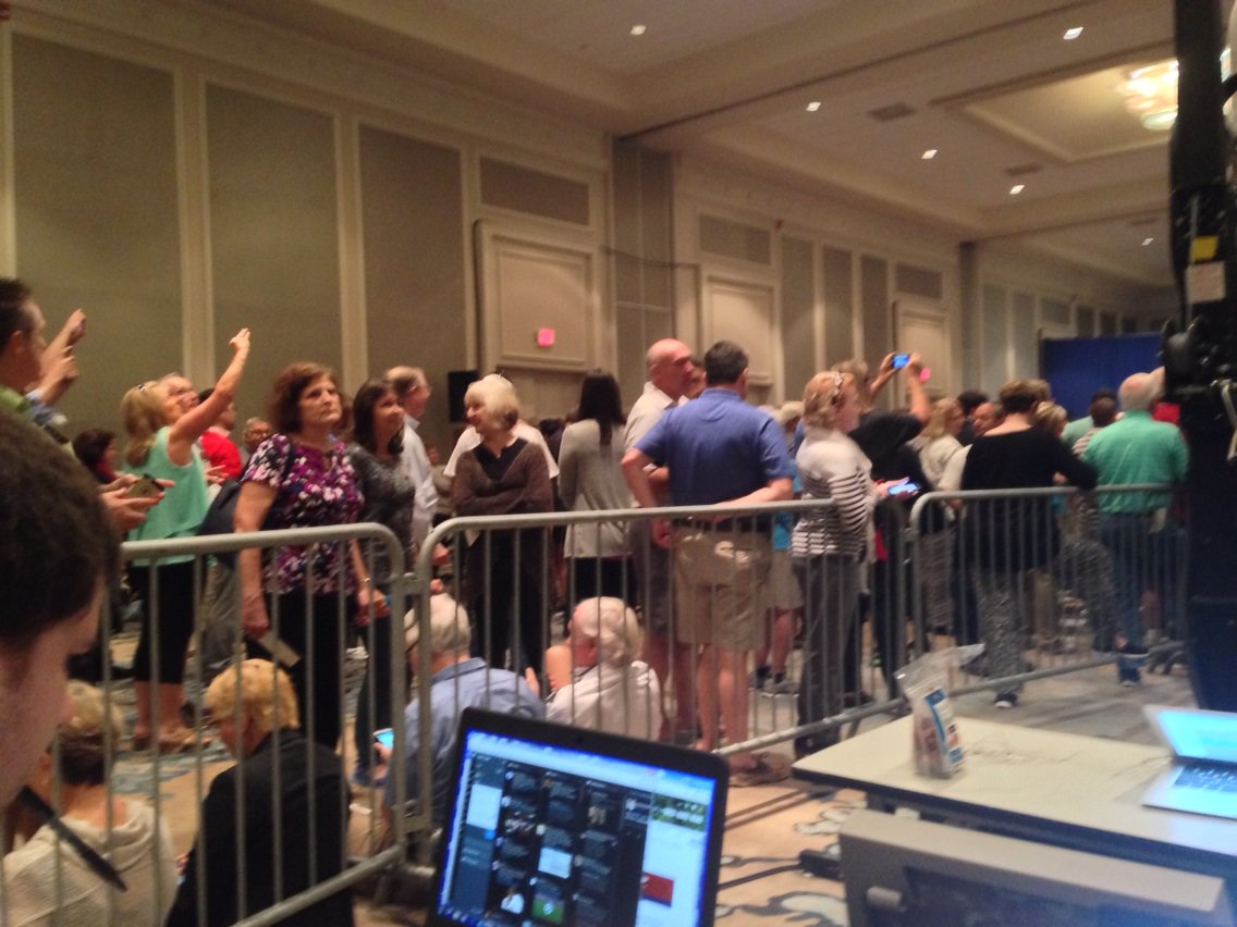 scottthompsonBT's tweet photo. The Trump crowd has now surrounded us in the print media congregation. The Donald is running a few mins late https://t.co/eQcK5nfInS