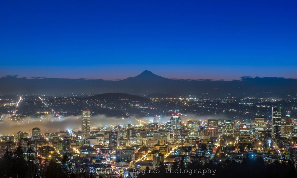 travelportland's tweet image. MT: @clifford_paguio Beautiful Morning today in Portland Oregon #PDX #PDXNOW