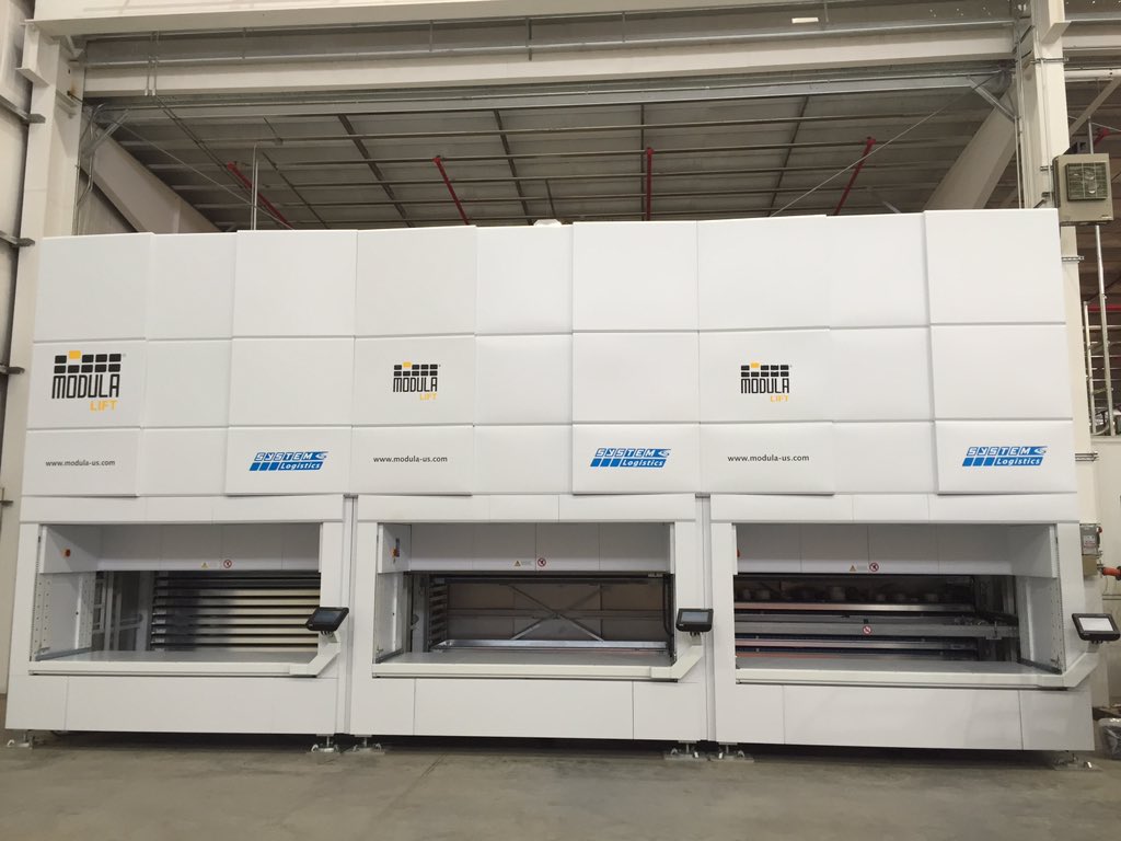 NelsonEquipment's tweet photo. Vertical Lift Modules (VLM) can store product and save valuable warehouse space. Check out our latest install. https://t.co/Qn1vXC7Du8