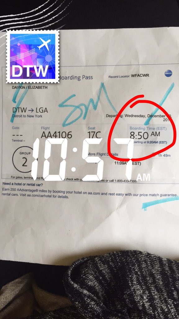 peacelovericks's tweet photo. .@AmericanAir should have flown @SouthwestAir If I wanted to sit in an uncomfortable chair I would have stayed @home https://t.co/RvYmkQsggT