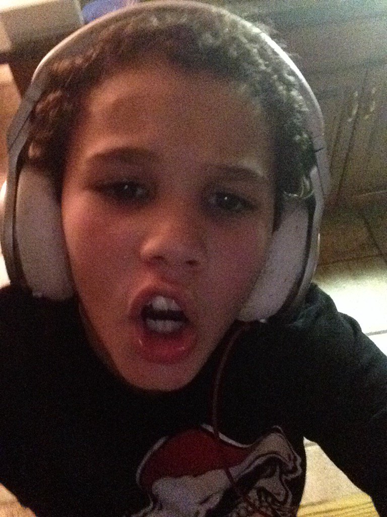 CableJenn tweet picture