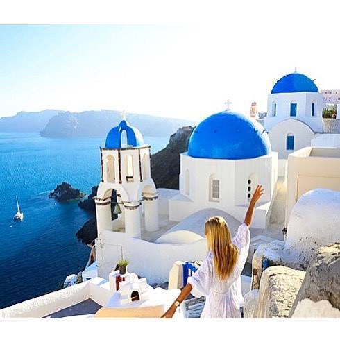 VoyagesLive's tweet photo. https://t.co/pa9TSh8h6h - White blue white blue santorini heaven 💙 #bestmo… https://t.co/8kOCnln5DZ https://t.co/IaThnPEKsV