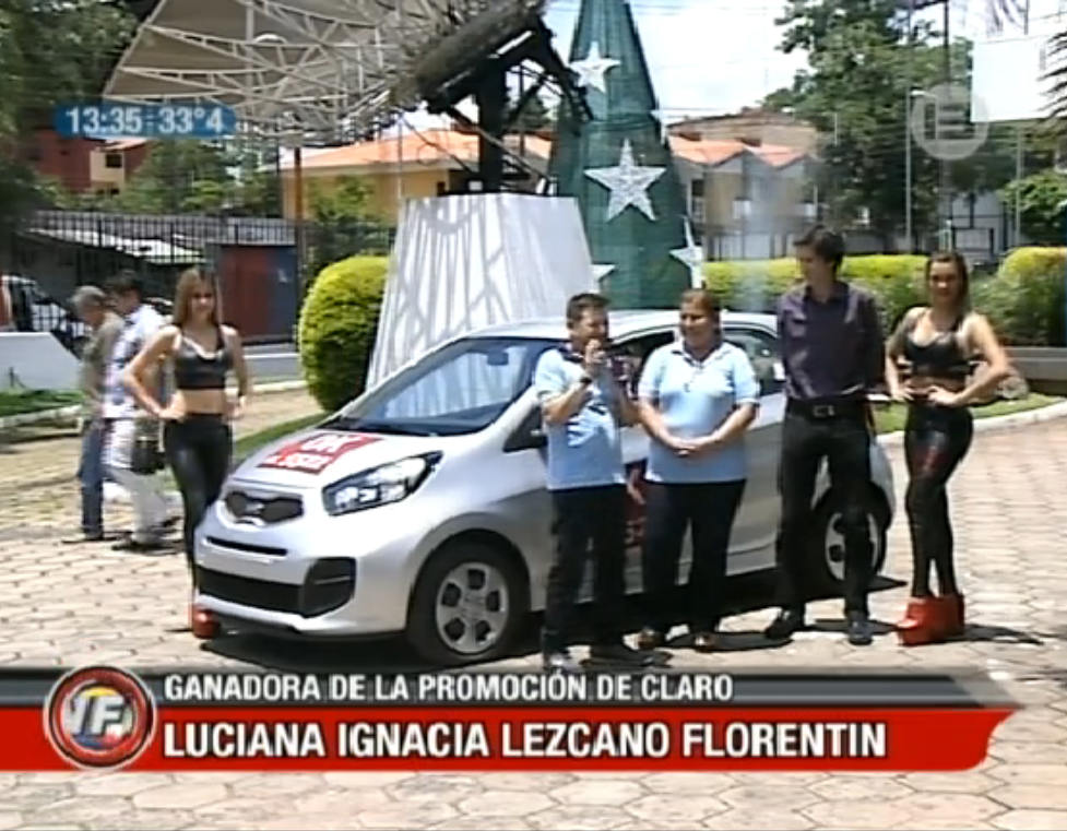 ¡Entregamos el auto de <a href="/claropy/">Claro Paraguay</a> a la ganadora! Luciana Ignacia Lezcano Florentín