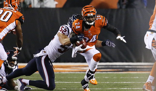 Only one player in <a href="/NFL/">NFL</a> has more special teams tackles in 2015 than <a href="/brian_peters10/">Brian Peters</a>.

MORE: bit.ly/1YTpxqm