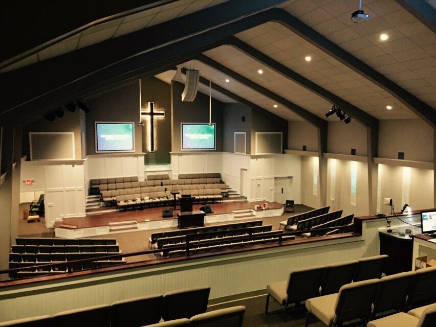 ALPHASoundLight's tweet photo. Crawford Baptist Church. We used @TheJBLpro, @eiki_intl_inc and @allen_heath. #JBLVRX #EIKi #ALLENANDHEATH #church https://t.co/IrdlHbzEva