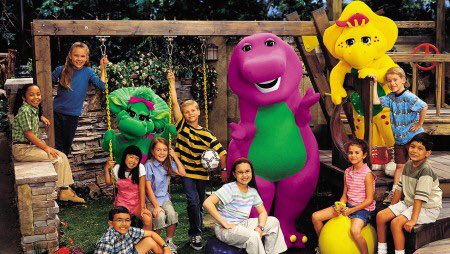 HonestToddler's tweet image. Shout out to Barney for staying strong despite those kids smelling like bbq wings to him.