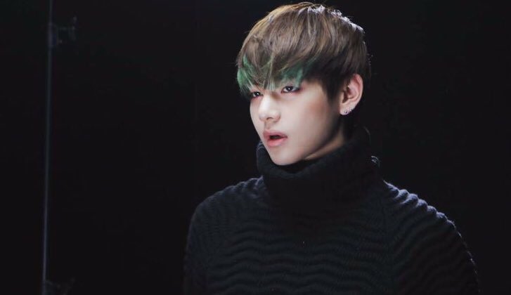 _1230RP's tweet photo. -

  " 今でも信じられないんだ
             この全てが夢みたいで "

  - BTS ➢ V / 金泰亨 parody acc -

#RTしたbotとぺンを迎えにいく 
#RTしたbotとペンを迎えにいく https://t.co/usIHj2qkzF