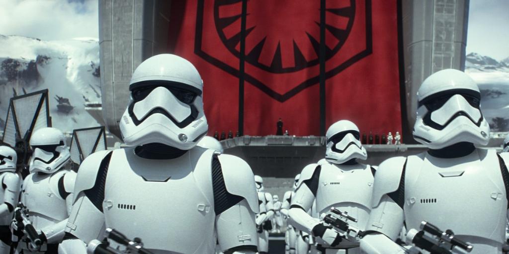 Forbes's tweet photo. #TheForceAwakens has passed the $600 million mark at the domestic box office in record time https://t.co/SUhmzdBH7s https://t.co/dDRrbZhWZ4